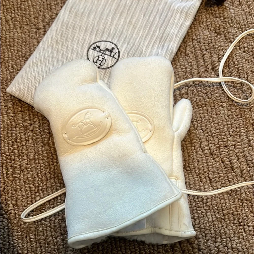 Hermes White Kids Mittens